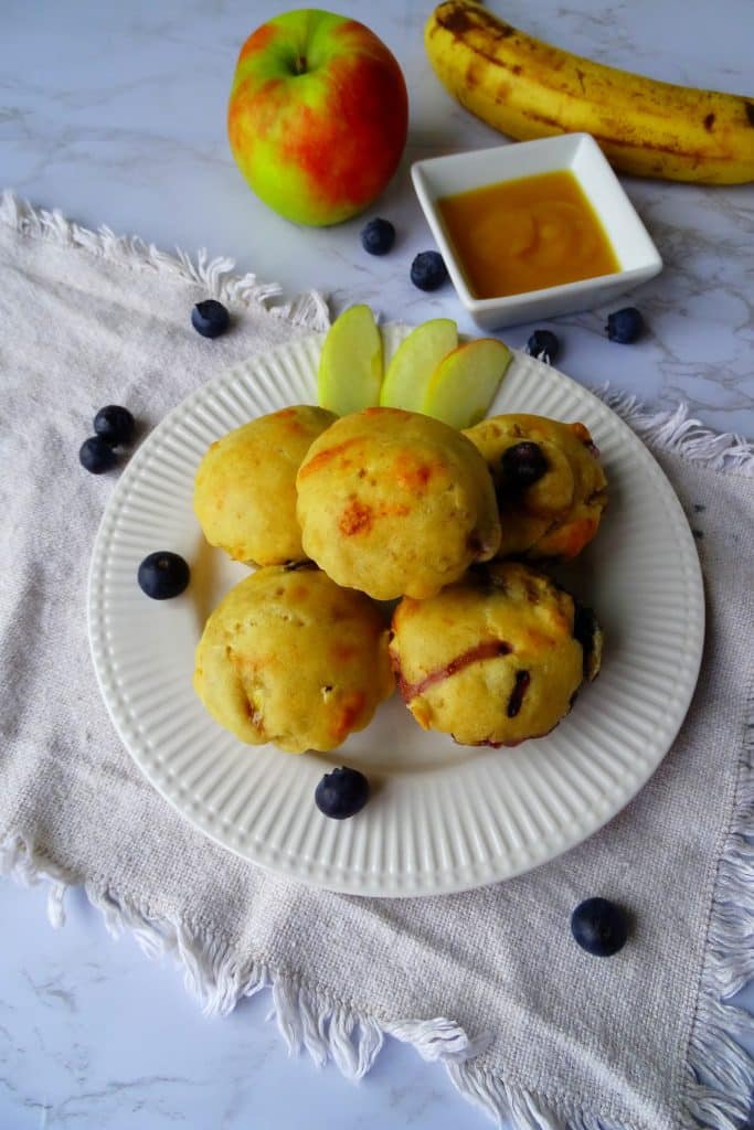 Blaubeer-Muffins mit Apfelmus und Banane