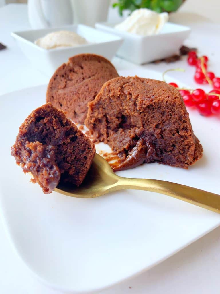 Lava Cake mit Löffel