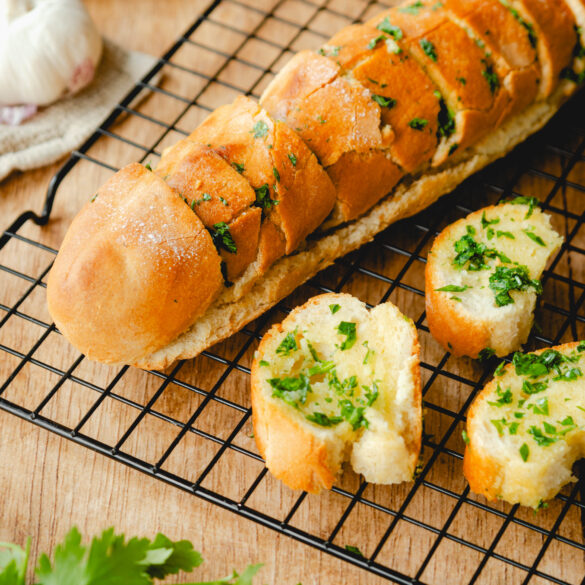 Kräuterbaguette von oben