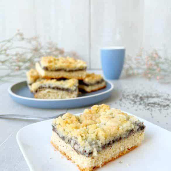 Mohn-Streuselkuchen aus Hefeteig