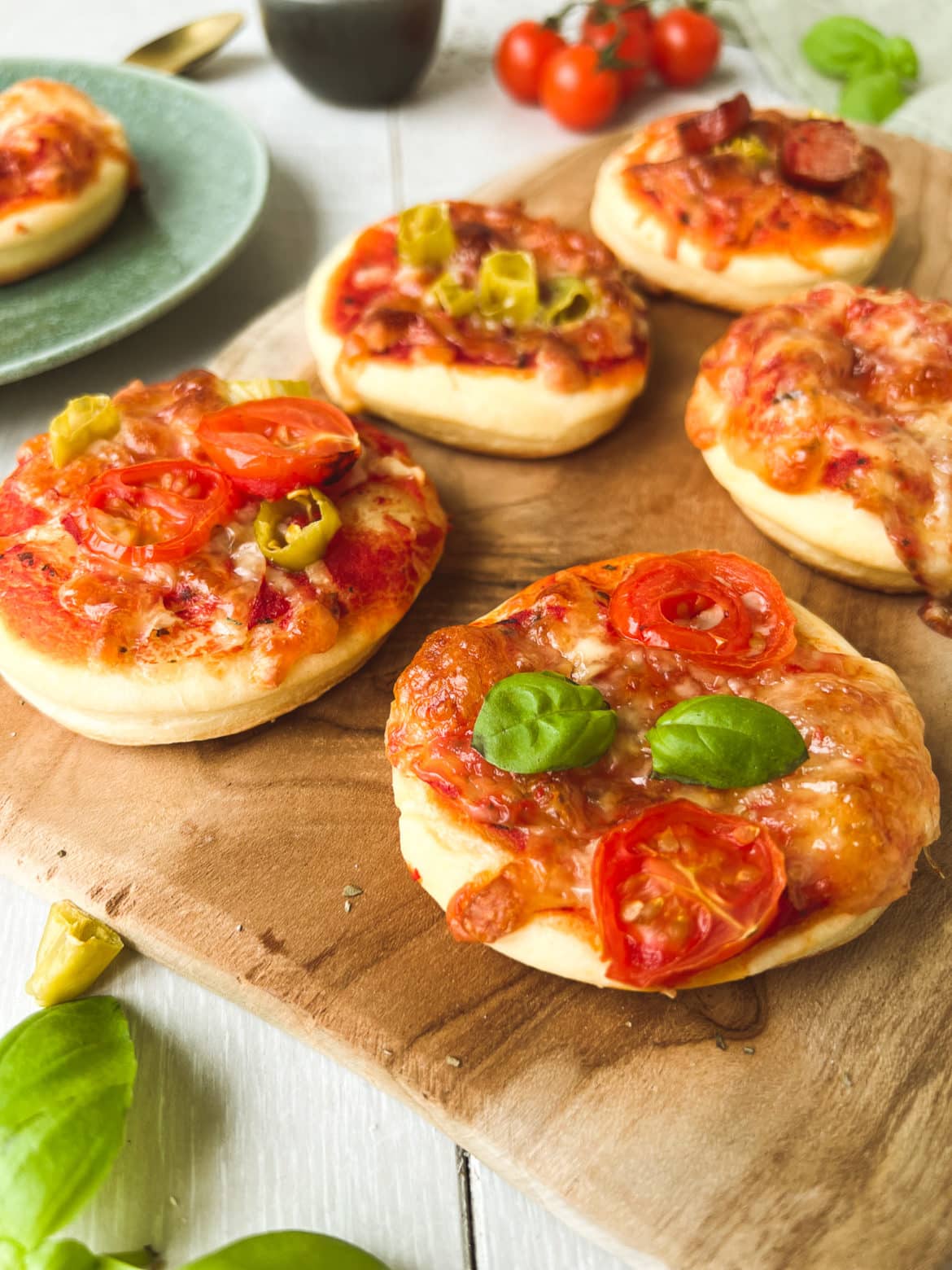 Mini-Pizzen: kleine herzhafte Köstlichkeiten! - Sheepysbakery