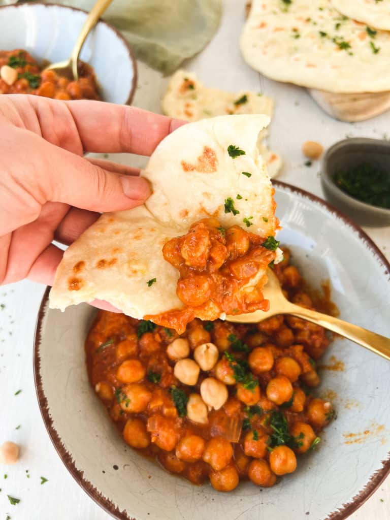 Kichererbsen Curry mit Naan