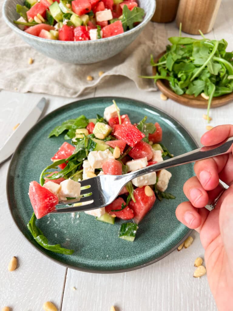 Wassermelone Feta Salat mit Gabel