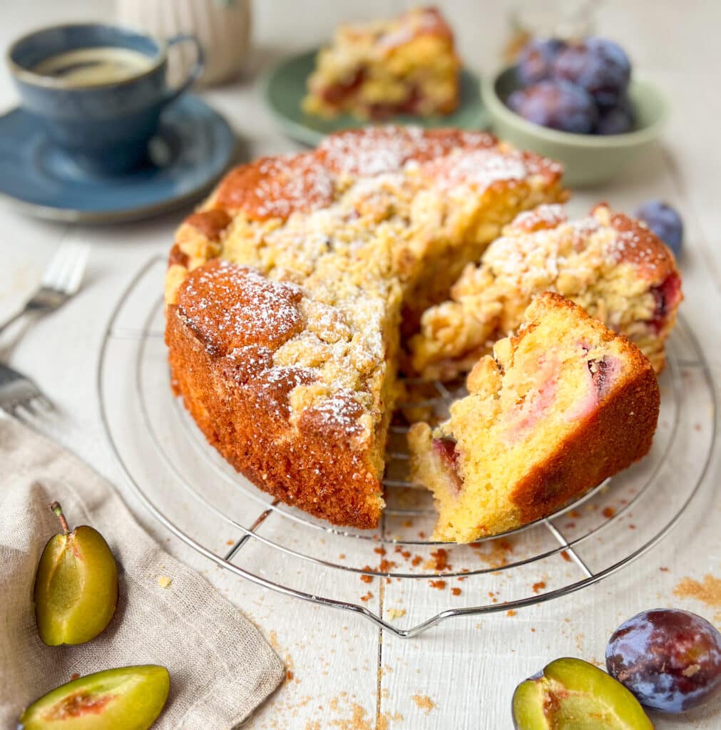 Zwetschgenkuchen aus Rührteig