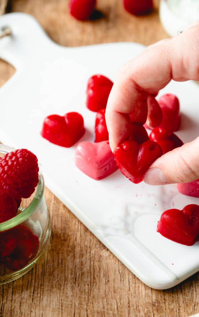 Gummibärchen Hand