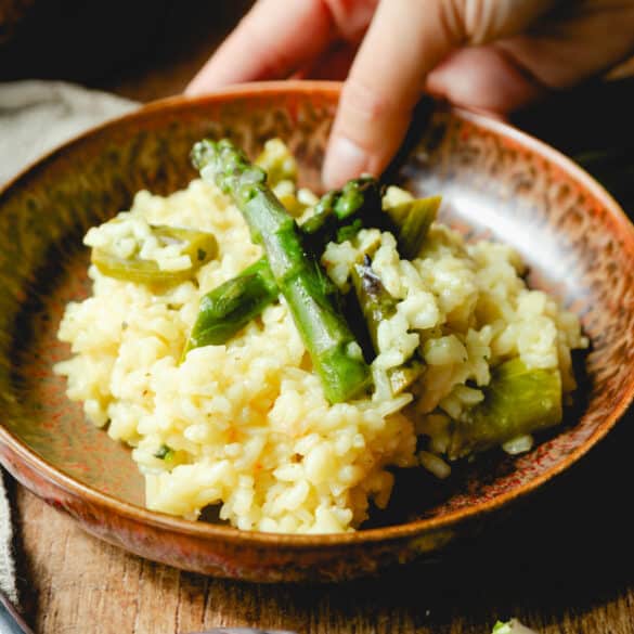 Spargelrisotto angerichtet