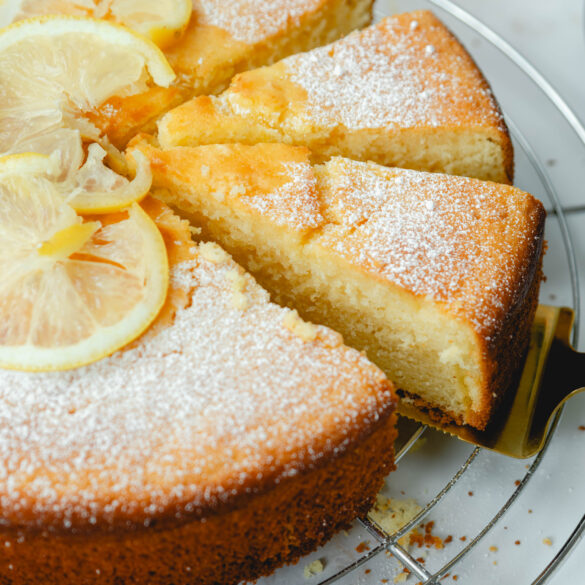 Zitronen-Ricotta-Kuchen nah