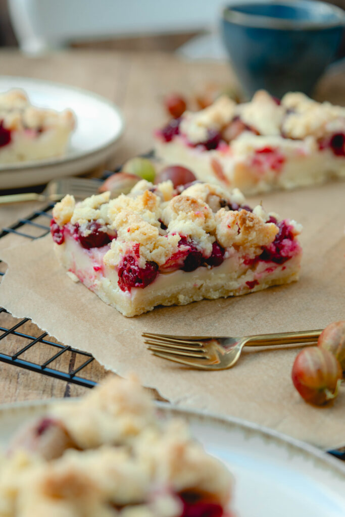 Stachelbeerkuchen mit Pudding Stück