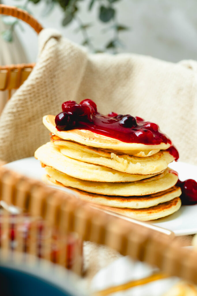 Skyr Pancakes mit Früchten